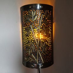 Lampu Dinding Kuningan Motif Bambu